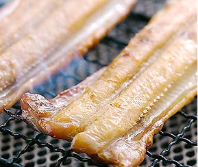 あなごの干物の焼き方｜グリル・フライパンでふっくら美味しく焼くコツ