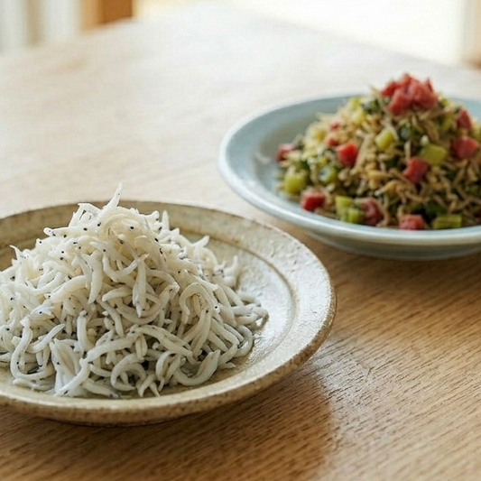 南知多 師崎の恵みセット（南知多産しらす＆梅ちりめん100ｇ 計8袋）